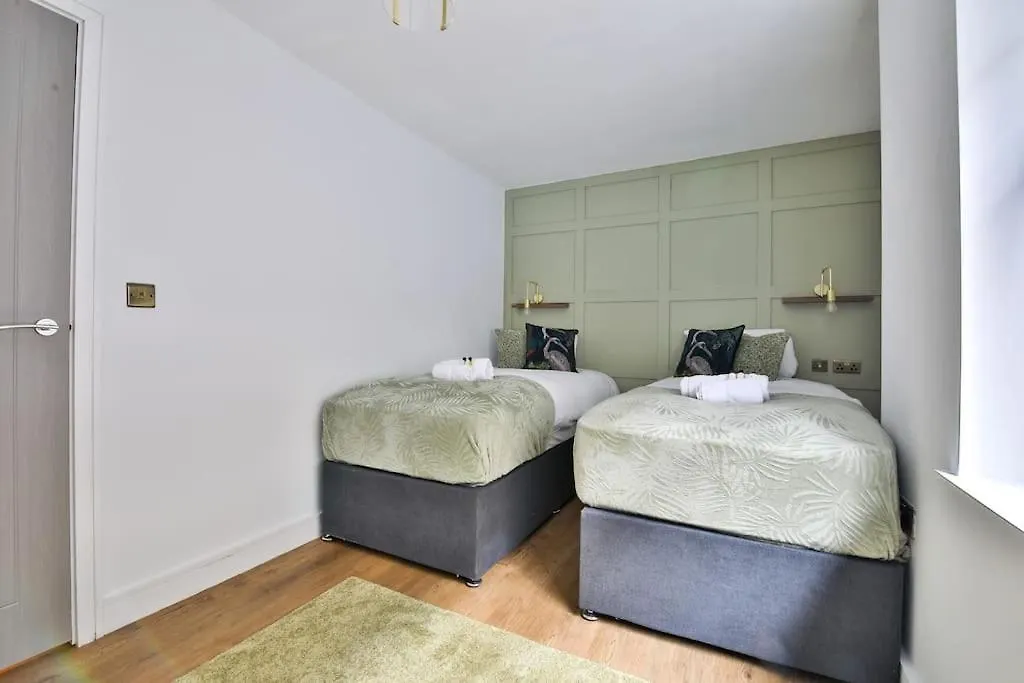 Stunning 2 Bed With Private Parking, Wifi & Coffee Apartment Cardiff United Kingdom